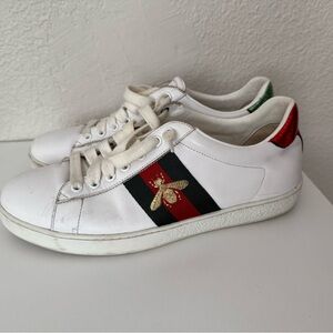 Gucci White Sneakers with Red and Green Stripe